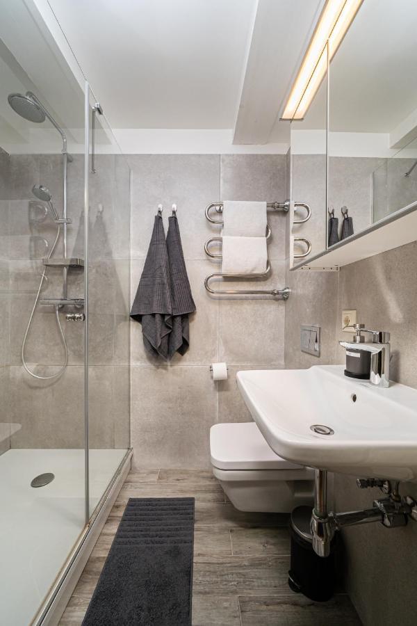 ריגה Enjoy Old Town Vibes In 1716 Laipu Residence With 4 Stylish Apartments And 1 Penthouse מראה חיצוני תמונה
