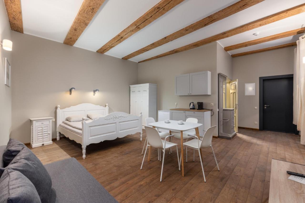 ריגה Enjoy Old Town Vibes In 1716 Laipu Residence With 4 Stylish Apartments And 1 Penthouse מראה חיצוני תמונה