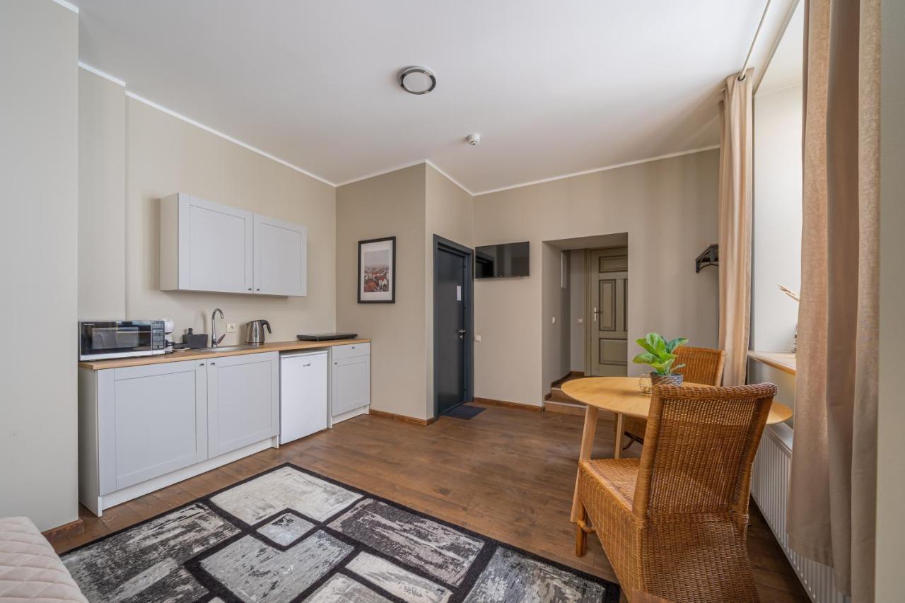 ריגה Enjoy Old Town Vibes In 1716 Laipu Residence With 4 Stylish Apartments And 1 Penthouse מראה חיצוני תמונה