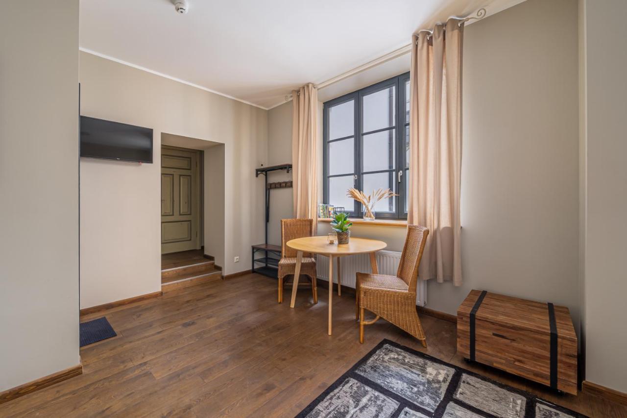 ריגה Enjoy Old Town Vibes In 1716 Laipu Residence With 4 Stylish Apartments And 1 Penthouse מראה חיצוני תמונה