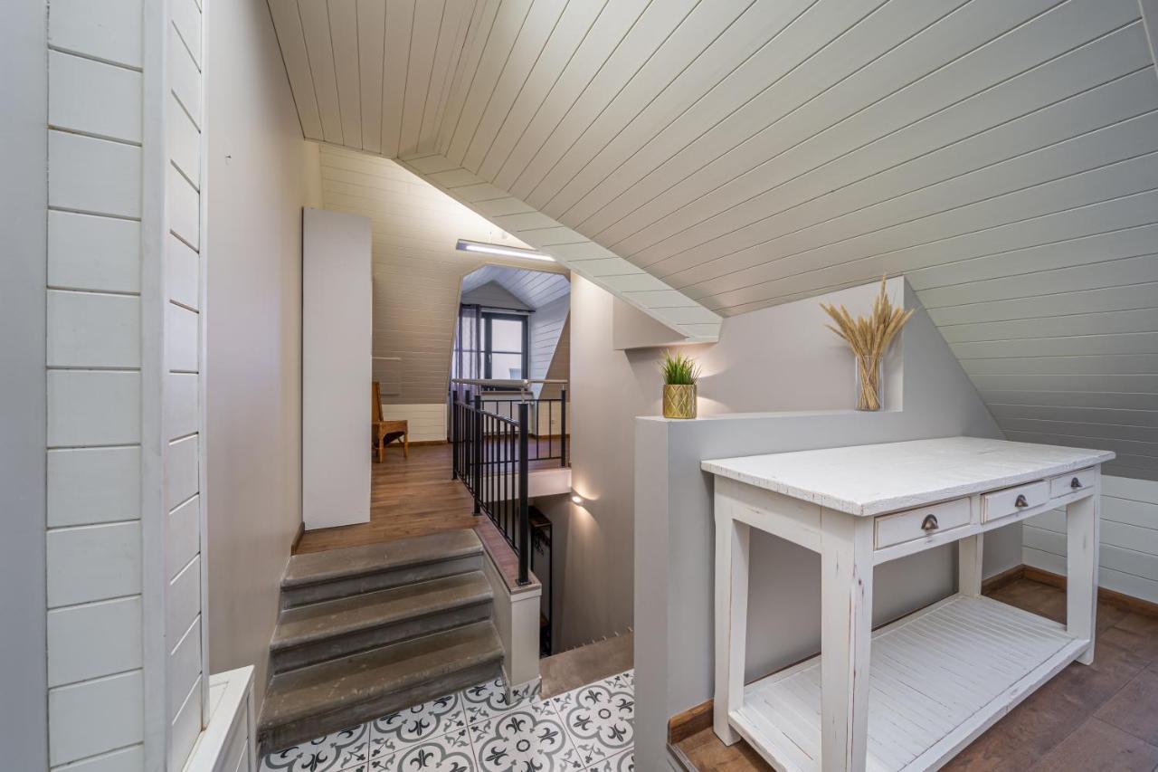 ריגה Enjoy Old Town Vibes In 1716 Laipu Residence With 4 Stylish Apartments And 1 Penthouse מראה חיצוני תמונה